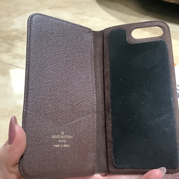 iPhone case - Picture 2 of 7